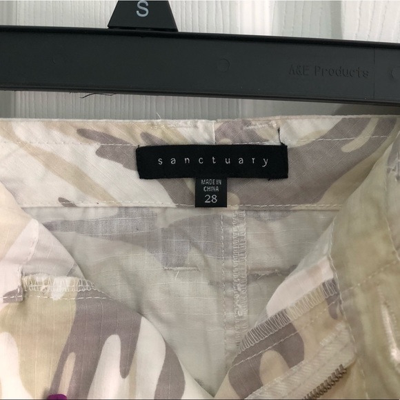 Cute Camo Mini Skirt - Picture 2 of 3